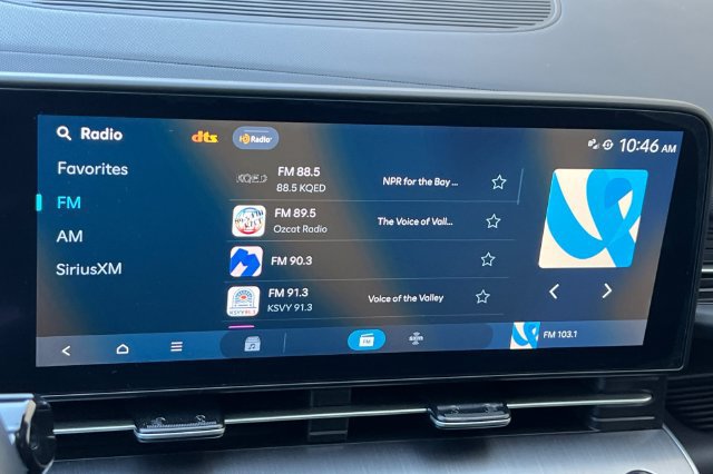 Certified 2025 Hyundai Kona Limited FWD image 23