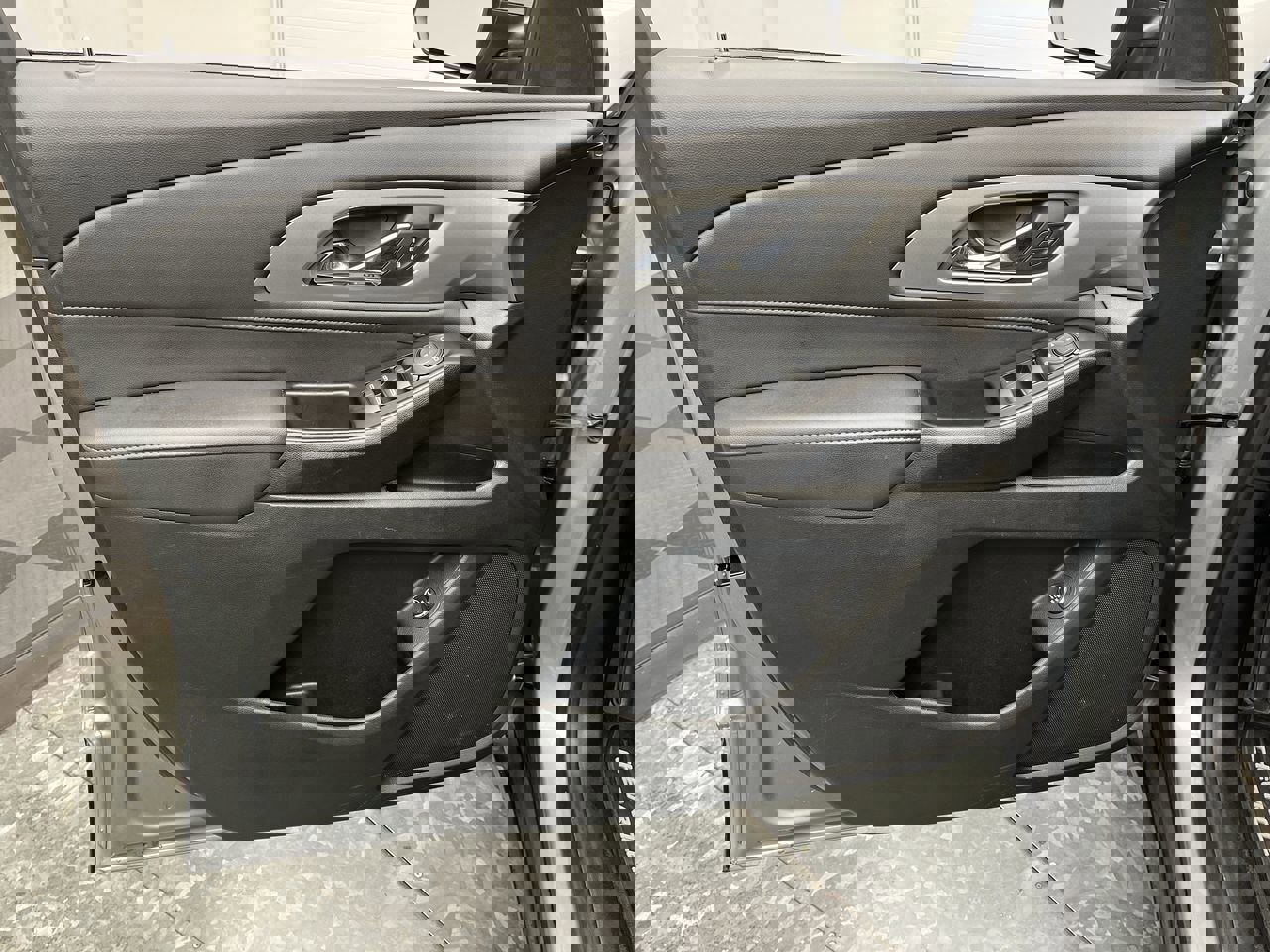 Certified 2023 Chevrolet Traverse LT image 7