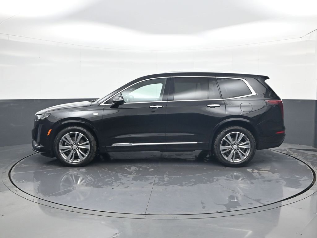 Used 2022 Cadillac XT6 Premium Luxury w/ Technology Package image 4