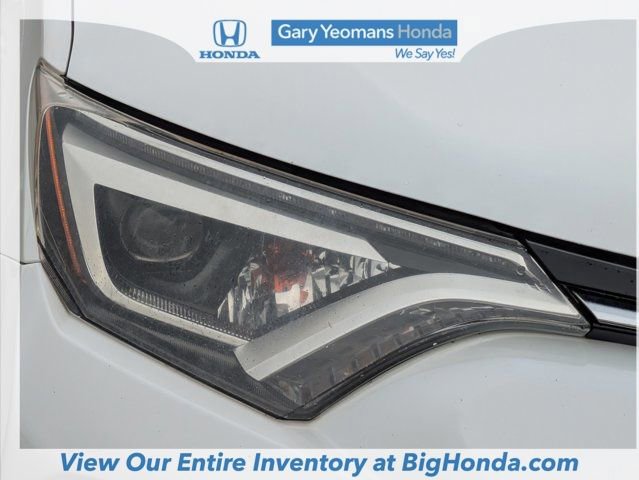 Used 2018 Toyota RAV4 Limited w/ Advanced Technology Package image 12