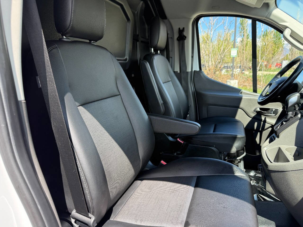 Used 2023 Ford Transit 250 Low Roof AWD image 20