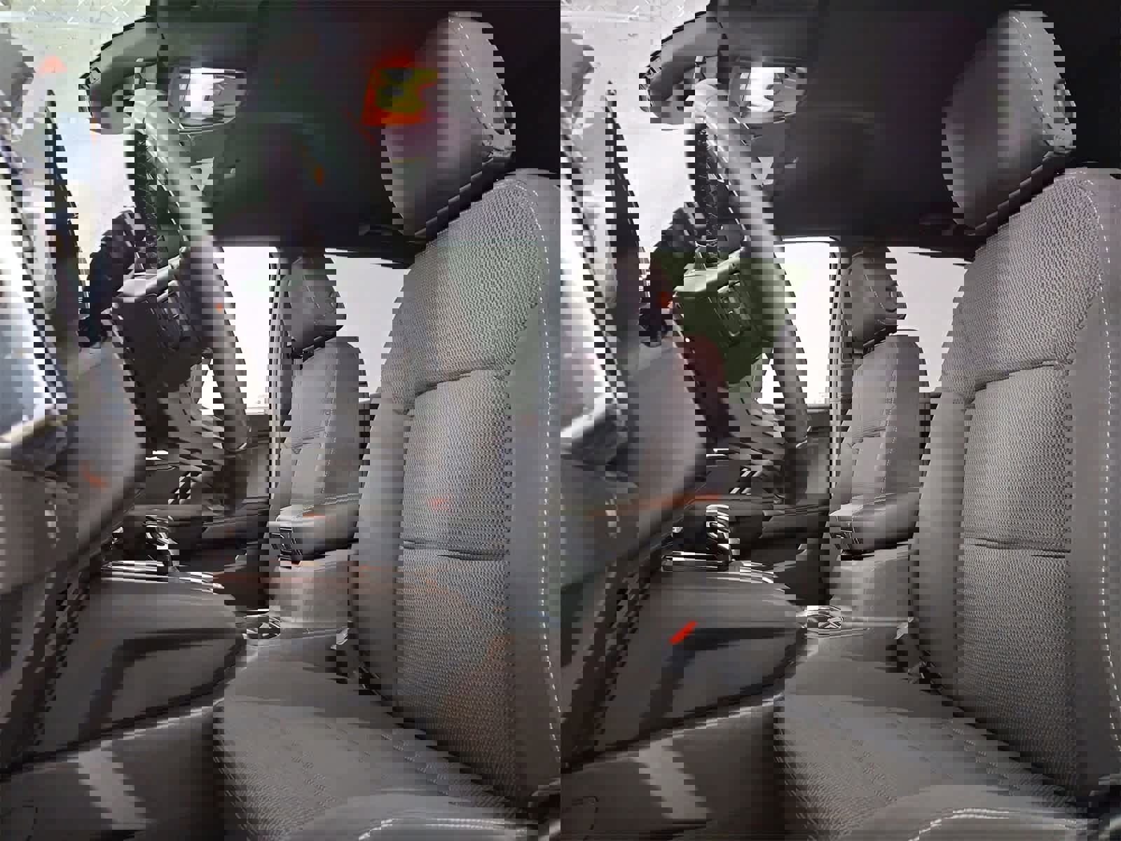 Used 2024 GMC Canyon Elevation image 16