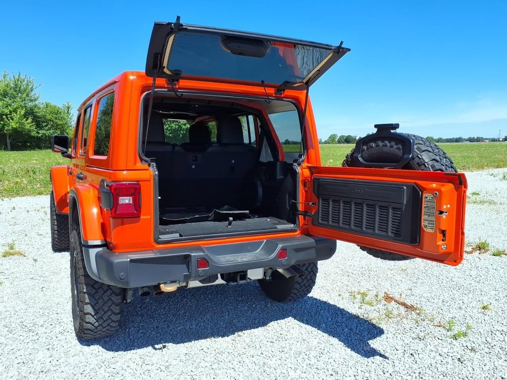 Used 2023 Jeep Wrangler Unlimited Rubicon 392 w/ Trailer Tow Package AWD/4WD image 22