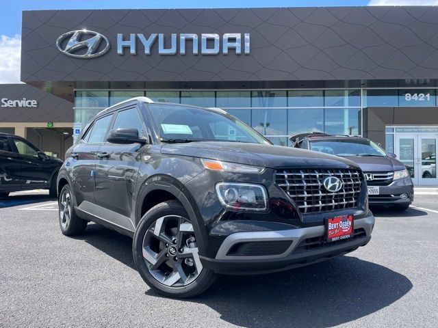 New 2026 Hyundai Venue SEL FWD image 1