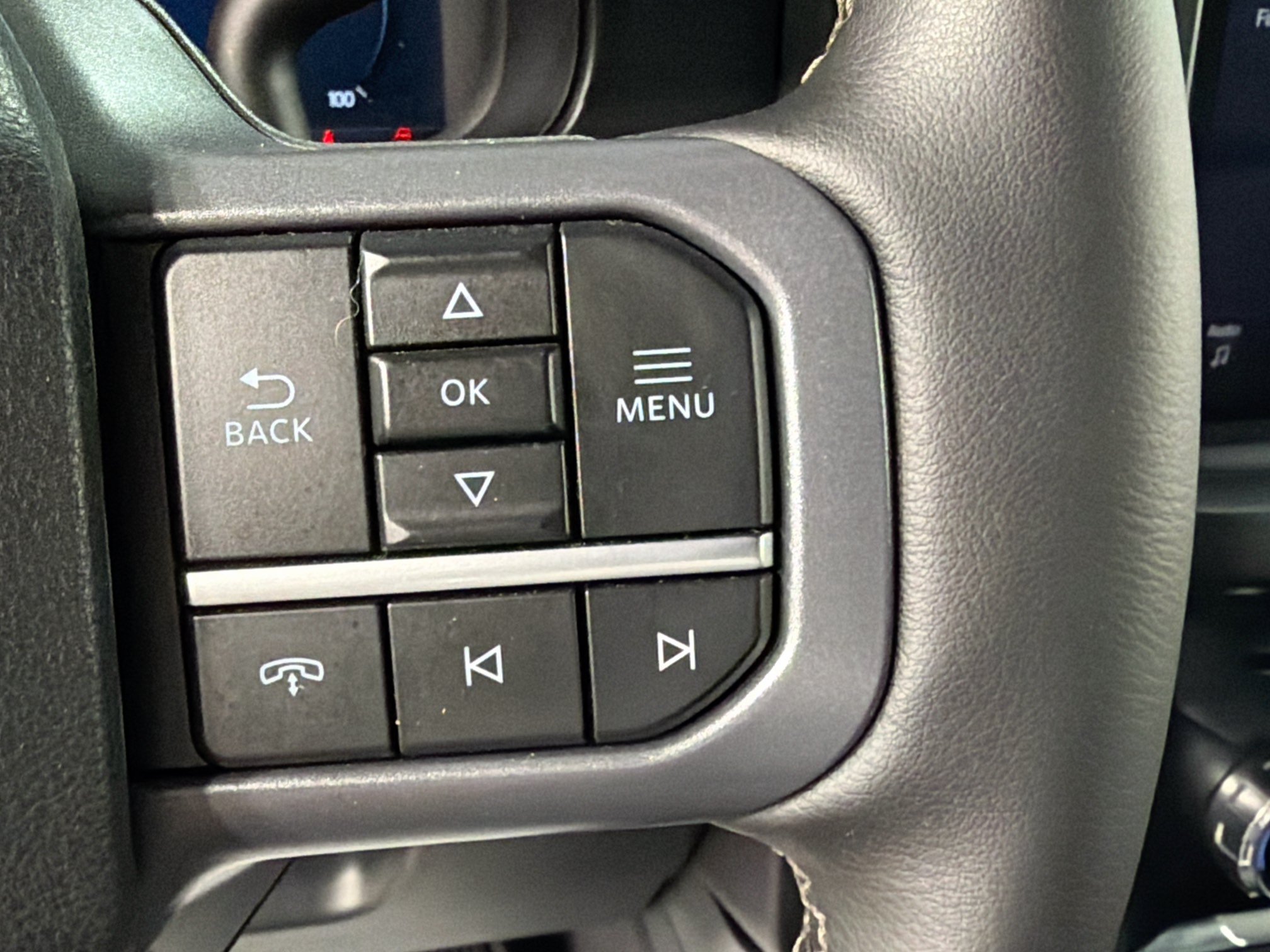 Used 2025 Ford F250 Lariat w/ Black Appearance Package AWD/4WD image 36