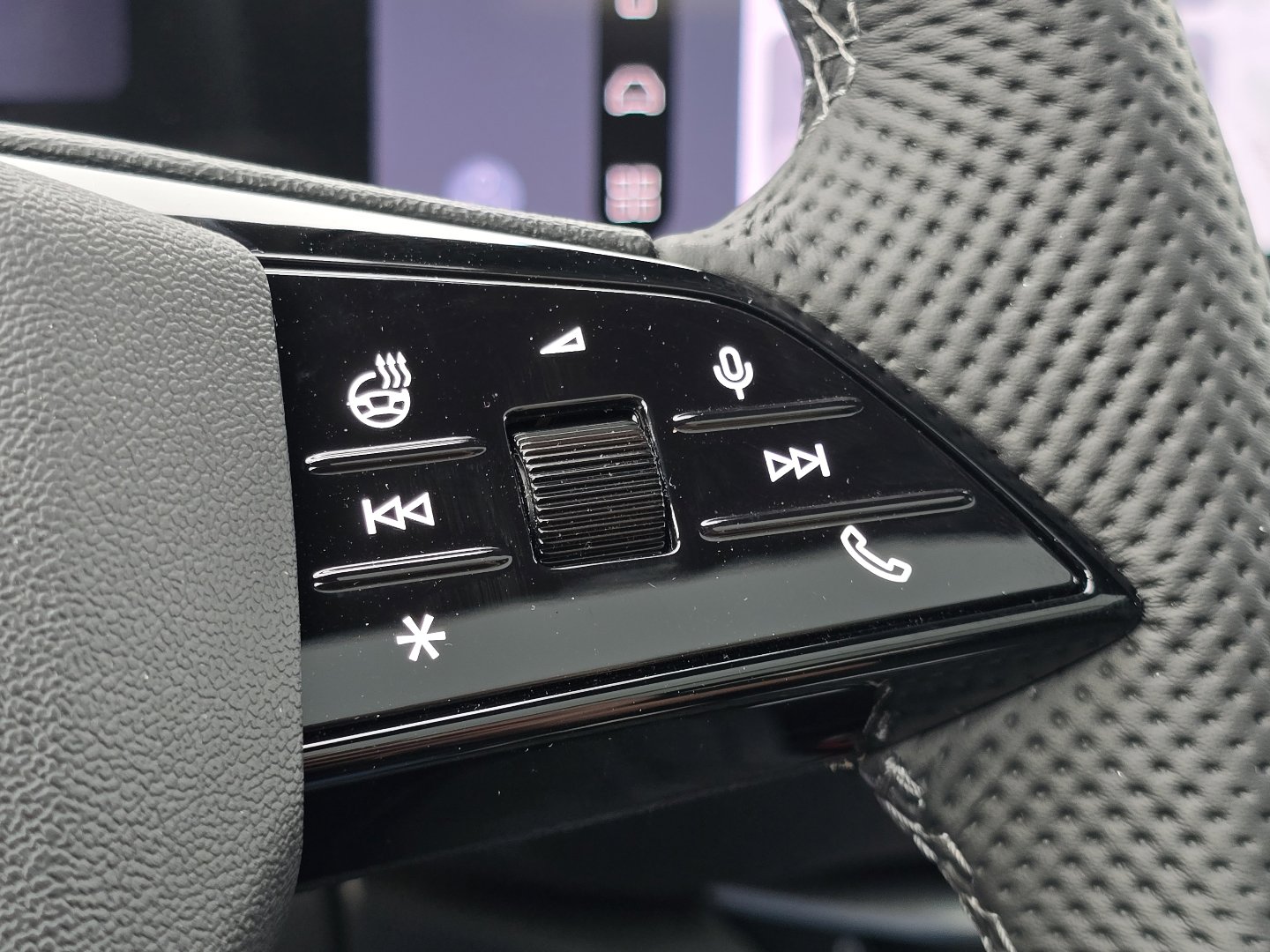 New 2026 Audi SQ5 Premium Plus image 17