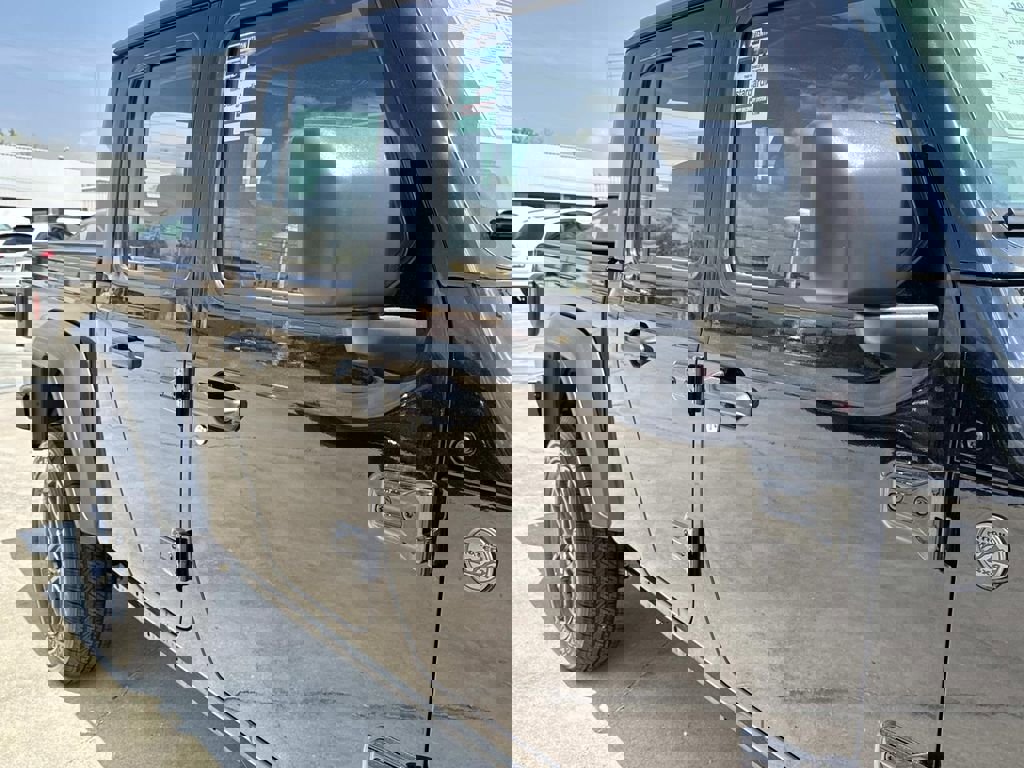 New 2026 Jeep Gladiator Sport image 17