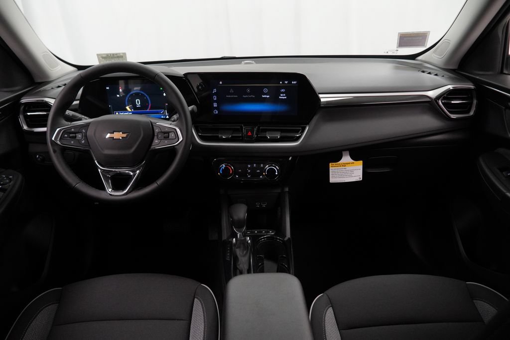 New 2026 Chevrolet TrailBlazer LT w/ LT Cold Weather Package FWD image 8