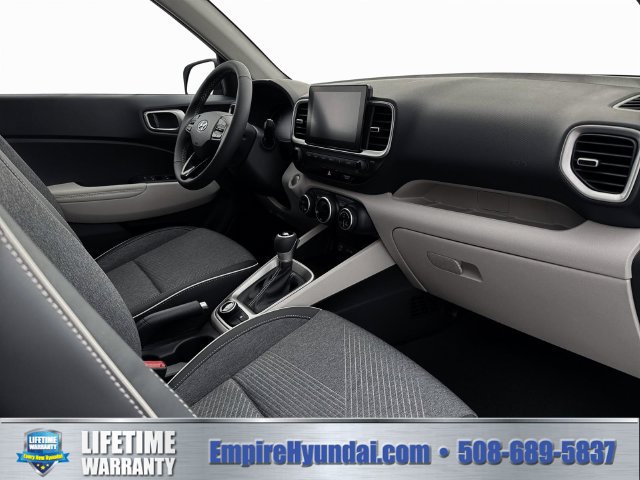 New 2026 Hyundai Venue SEL FWD image 15