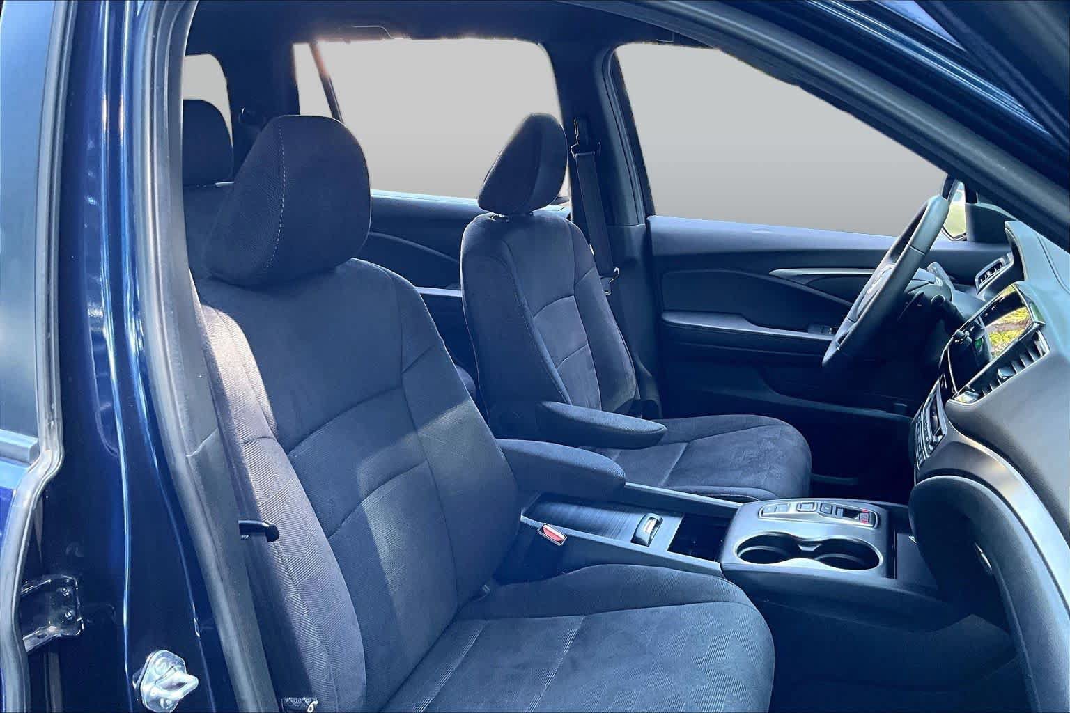 Certified 2022 Honda Pilot Sport image 9