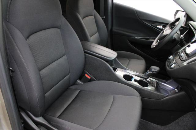 Used 2024 Chevrolet Malibu LT FWD image 23