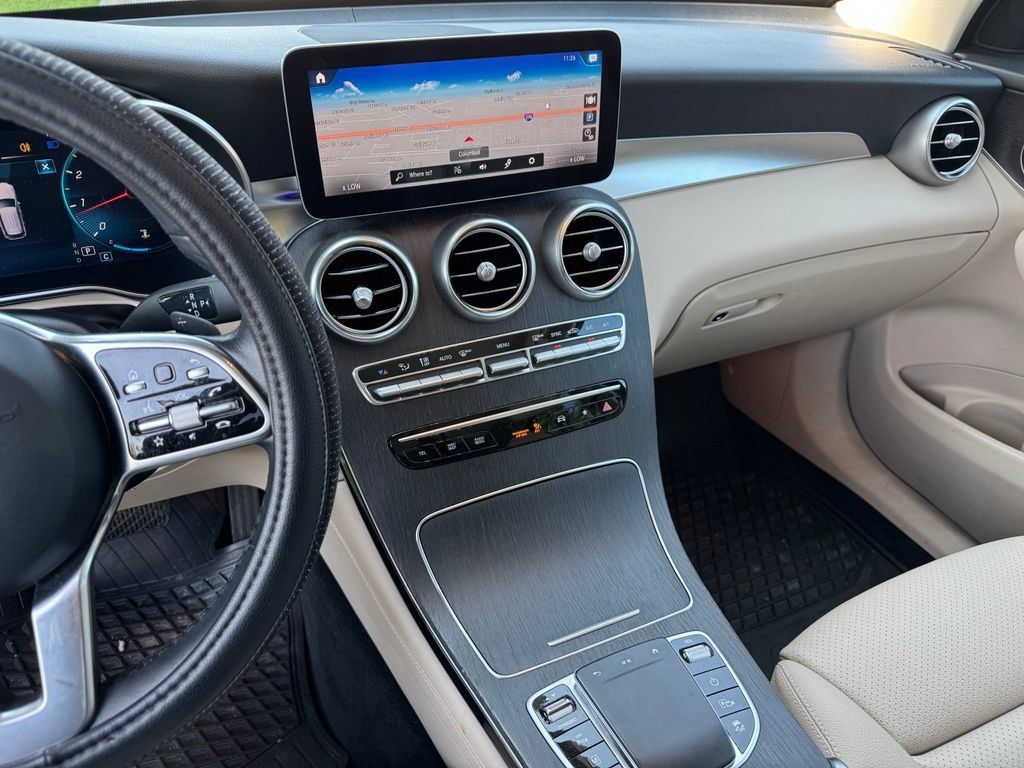 Used 2020 Mercedes-Benz GLC 300 4MATIC image 28