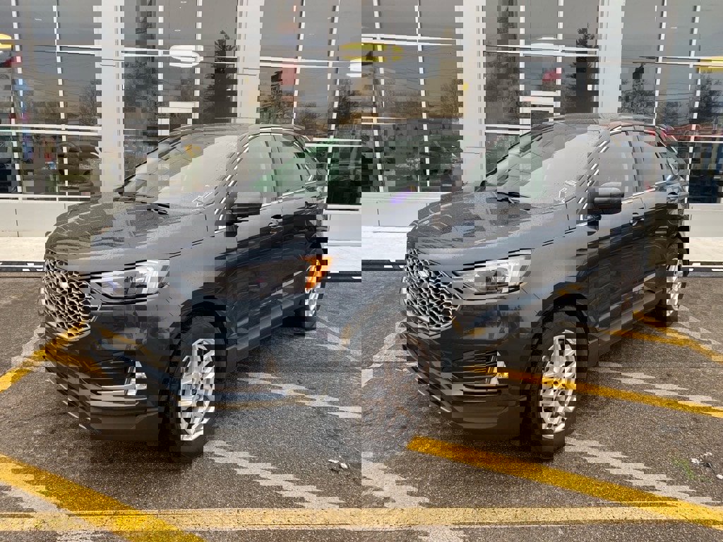 Used 2024 Ford Edge SEL w/ Convenience Package image 1