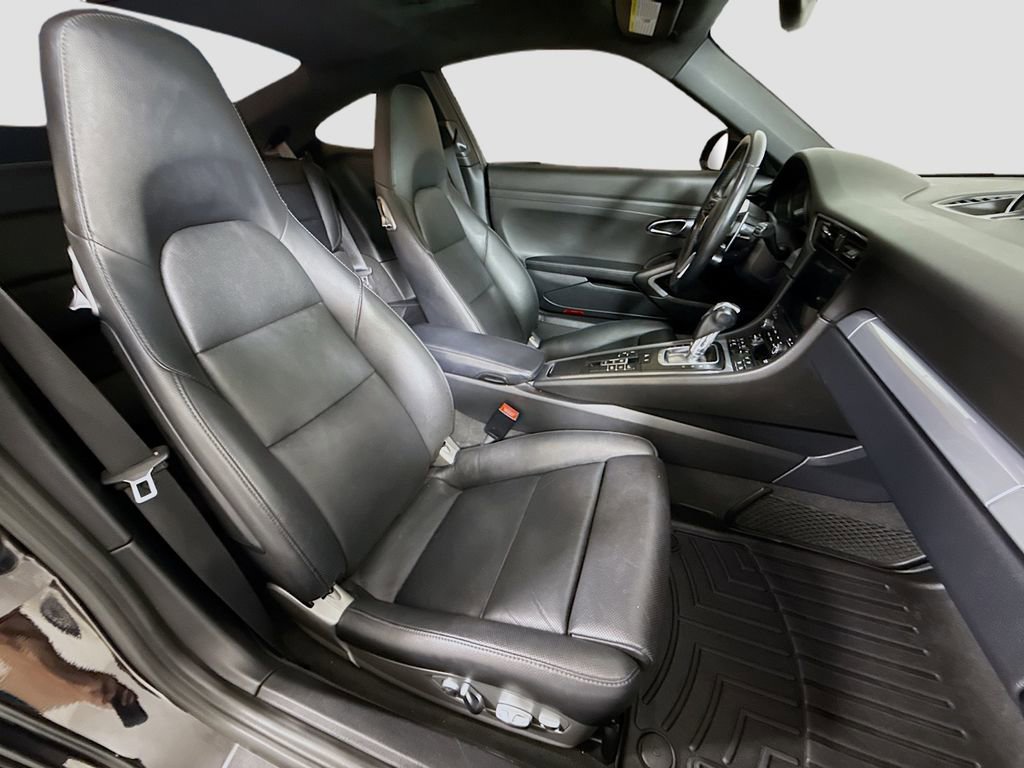 Used 2017 Porsche 911 Carrera image 28