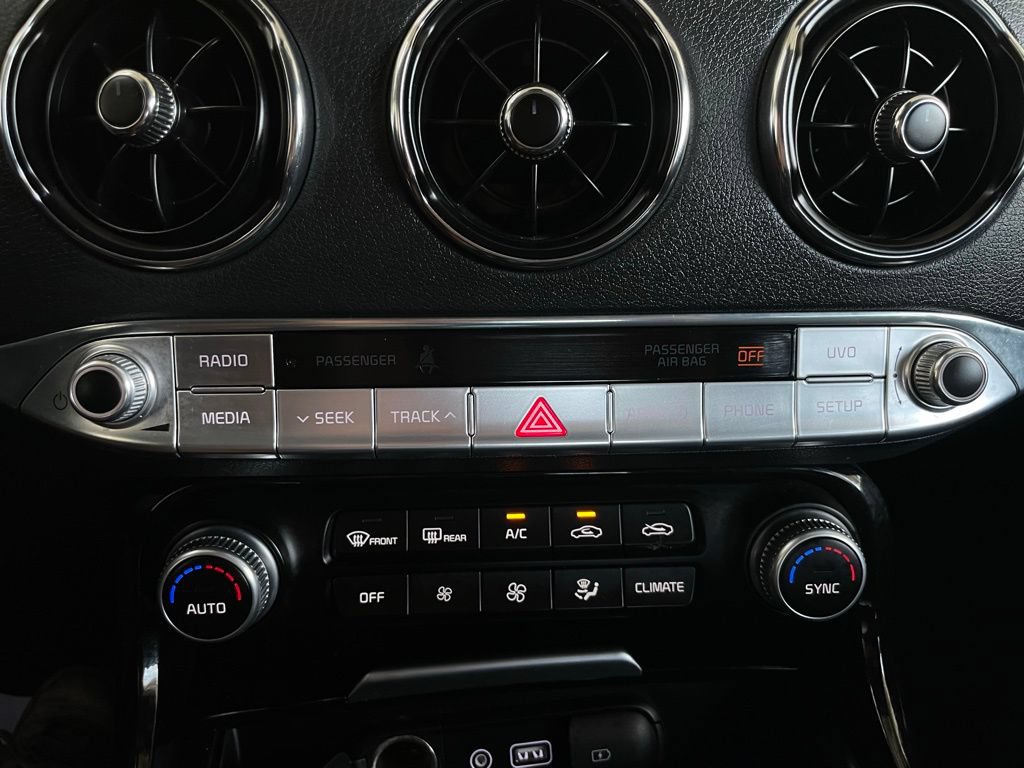 Used 2019 Kia Stinger RWD image 34