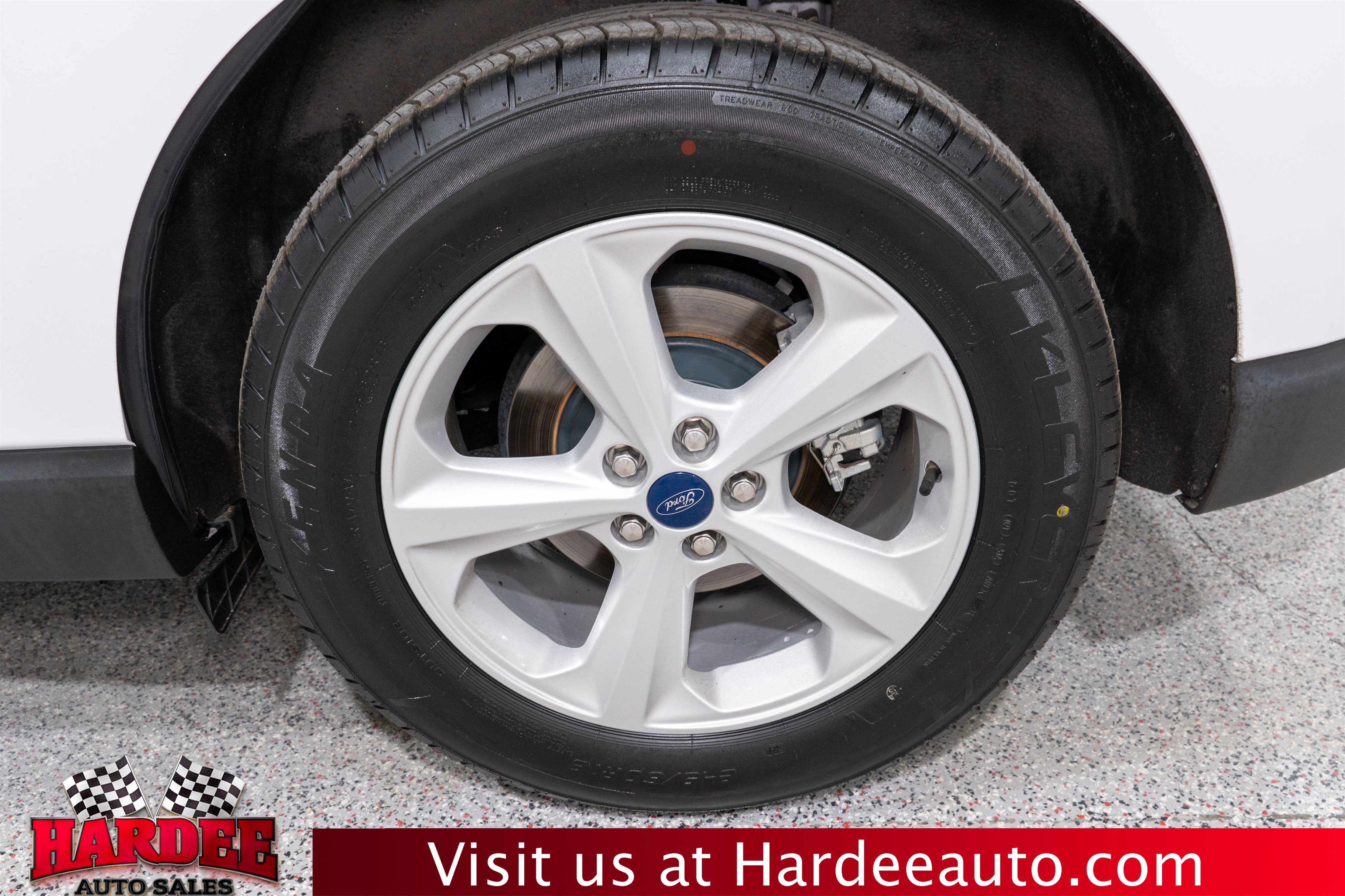 Used 2021 Ford Edge SE image 10