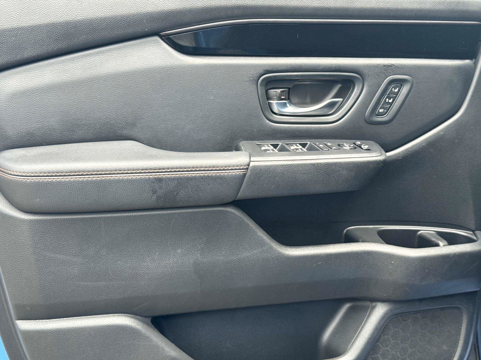 Used 2023 Honda Pilot TrailSport image 20
