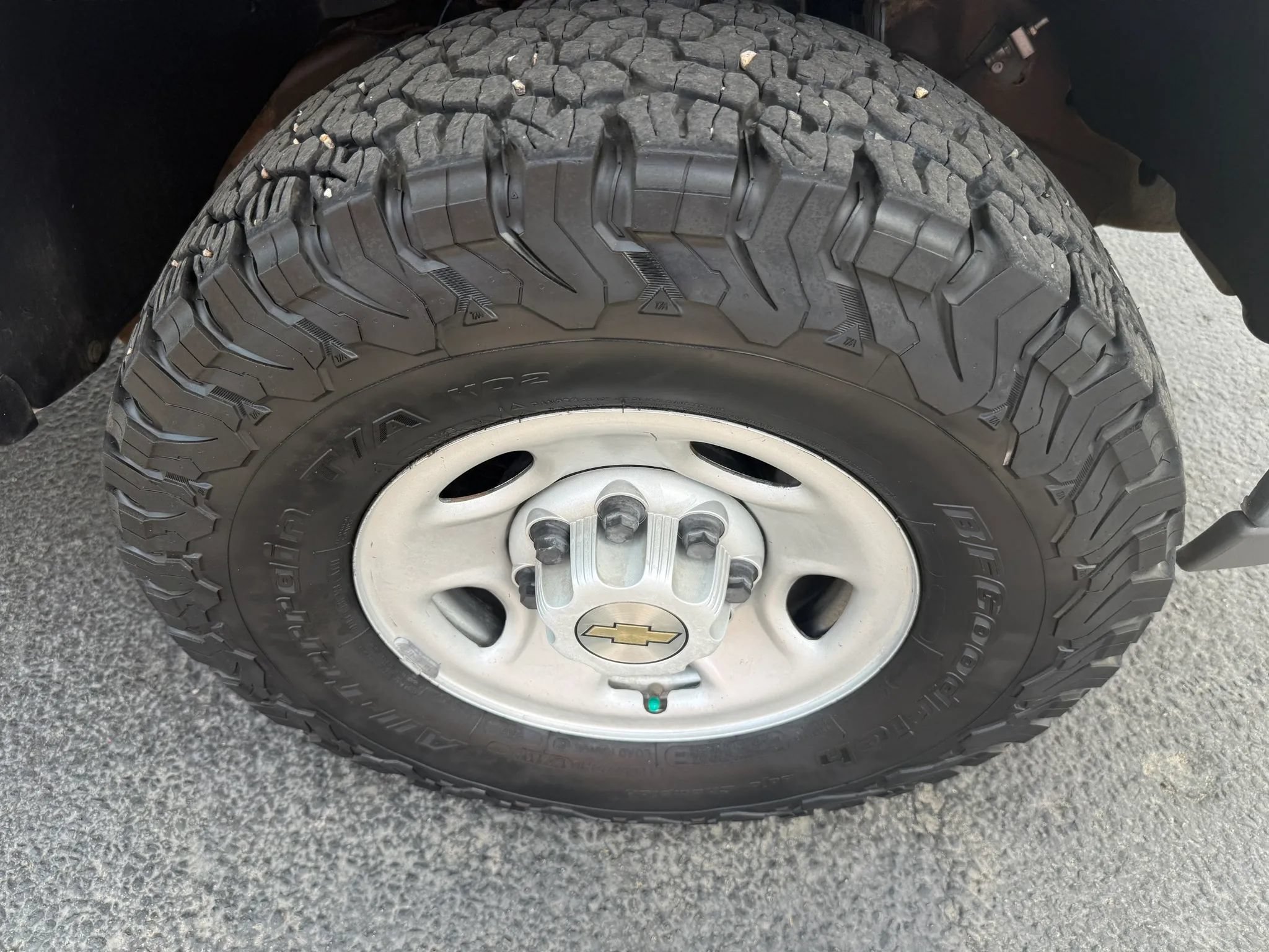 Used 2002 Chevrolet Silverado 2500 4x4 Regular Cab image 17