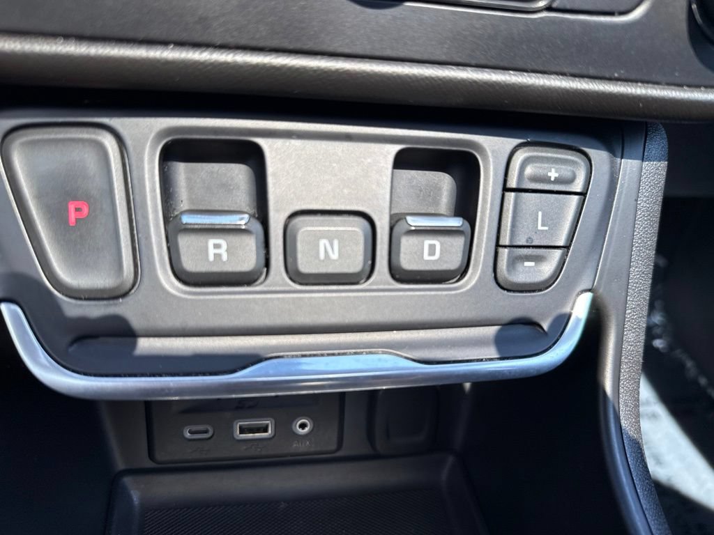 Used 2021 GMC Terrain SLE w/ Driver Convenience Package AWD/4WD image 13