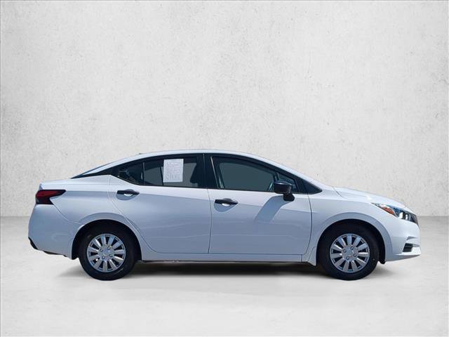 Used 2022 Nissan Versa S image 4