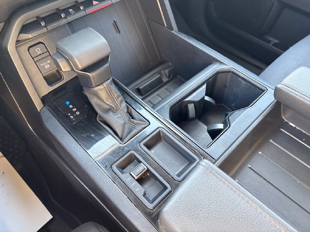 Used 2023 Toyota Tundra SR AWD/4WD image 17