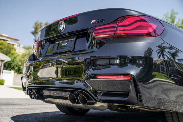 Used 2020 BMW M4 Convertible w/ Competition Package RWD image 87