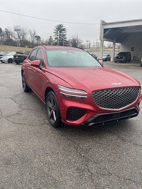 Used 2022 Genesis GV70 3.5T Sport w/ Sport Prestige Package image 3