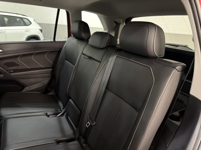 Certified 2023 Volkswagen Tiguan SE w/ Panoramic Sunroof Package FWD image 20