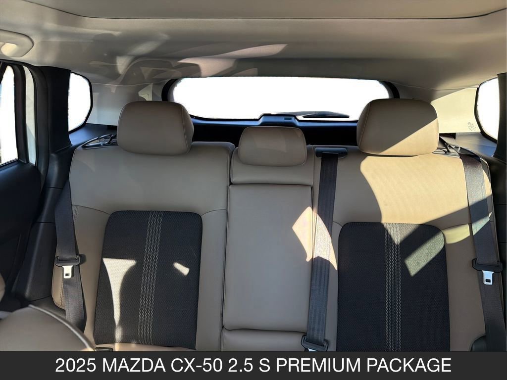 Used 2025 MAZDA CX-50 AWD 2.5 S w/ Weather Package image 17