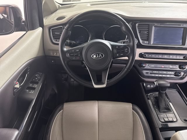 Used 2017 Kia Sedona SX Limited FWD image 24