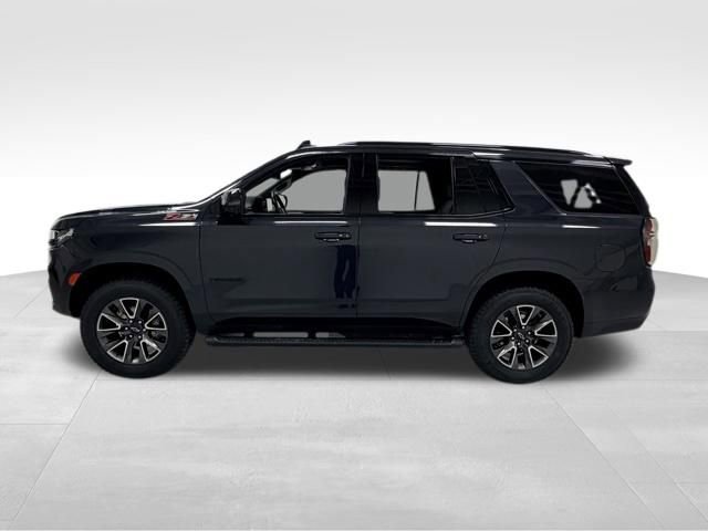 Certified 2022 Chevrolet Tahoe Z71 w/ Luxury Package AWD/4WD image 3