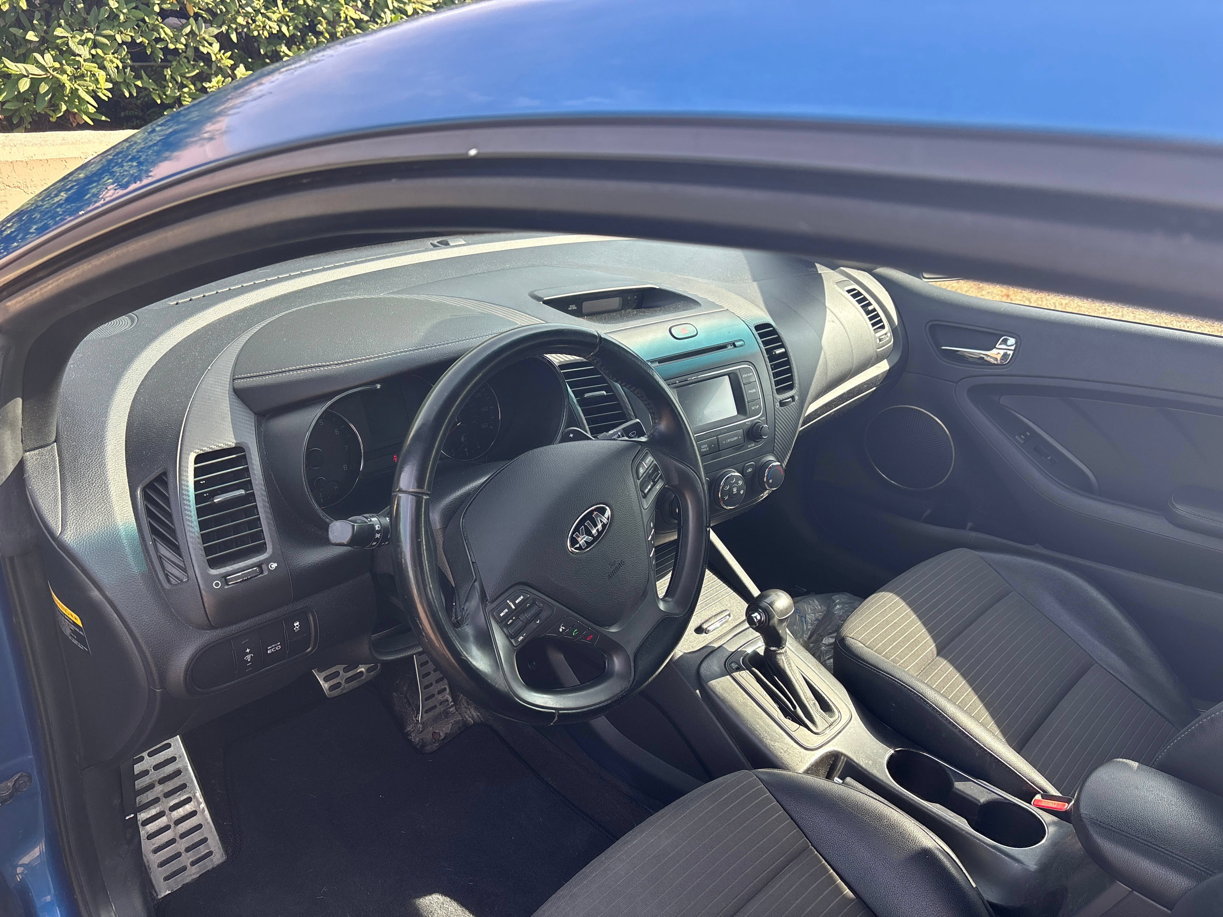 Used 2014 Kia Forte Koup SX FWD image 10