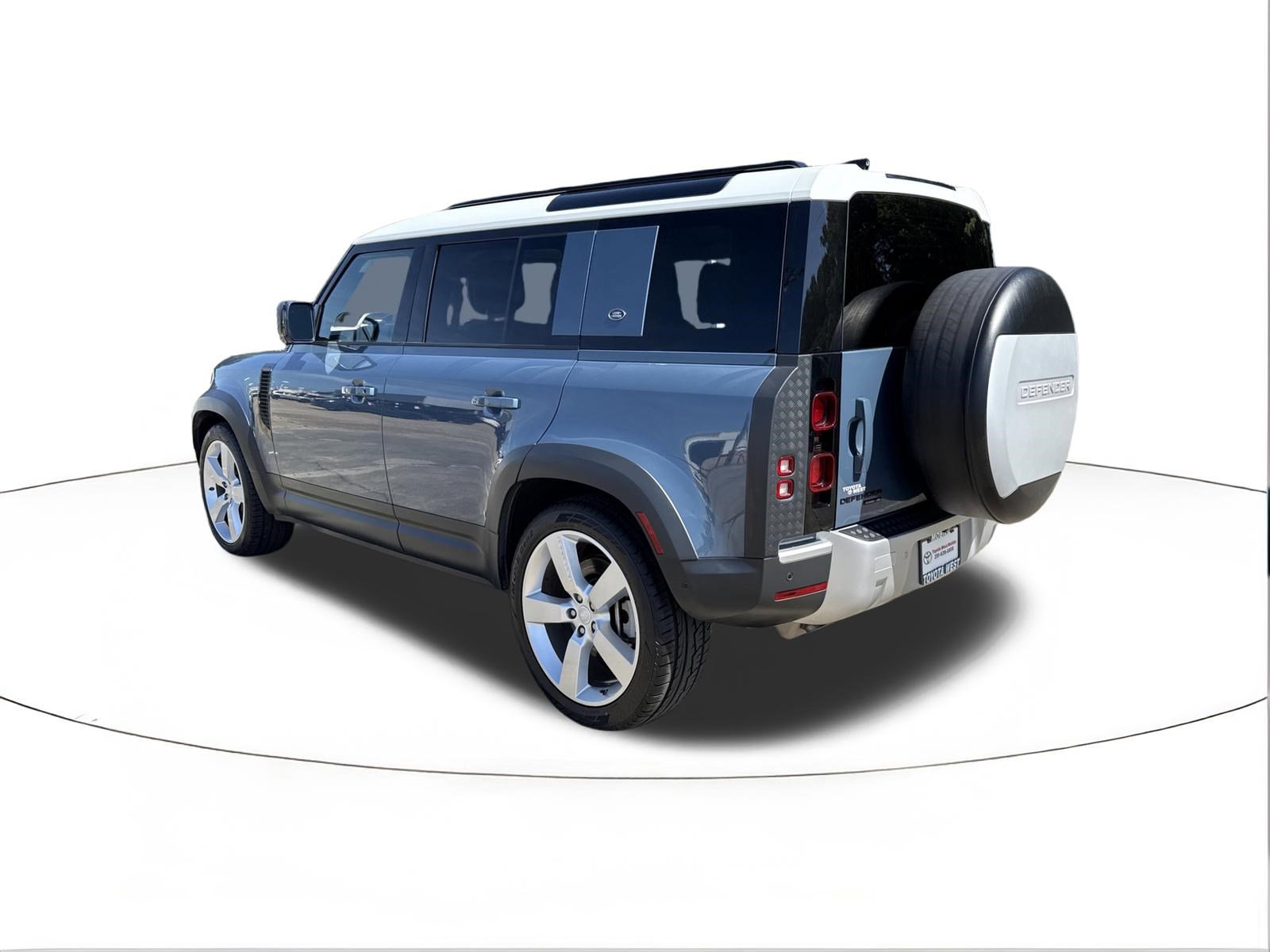 Used 2020 Land Rover Defender 110 SE AWD/4WD image 5