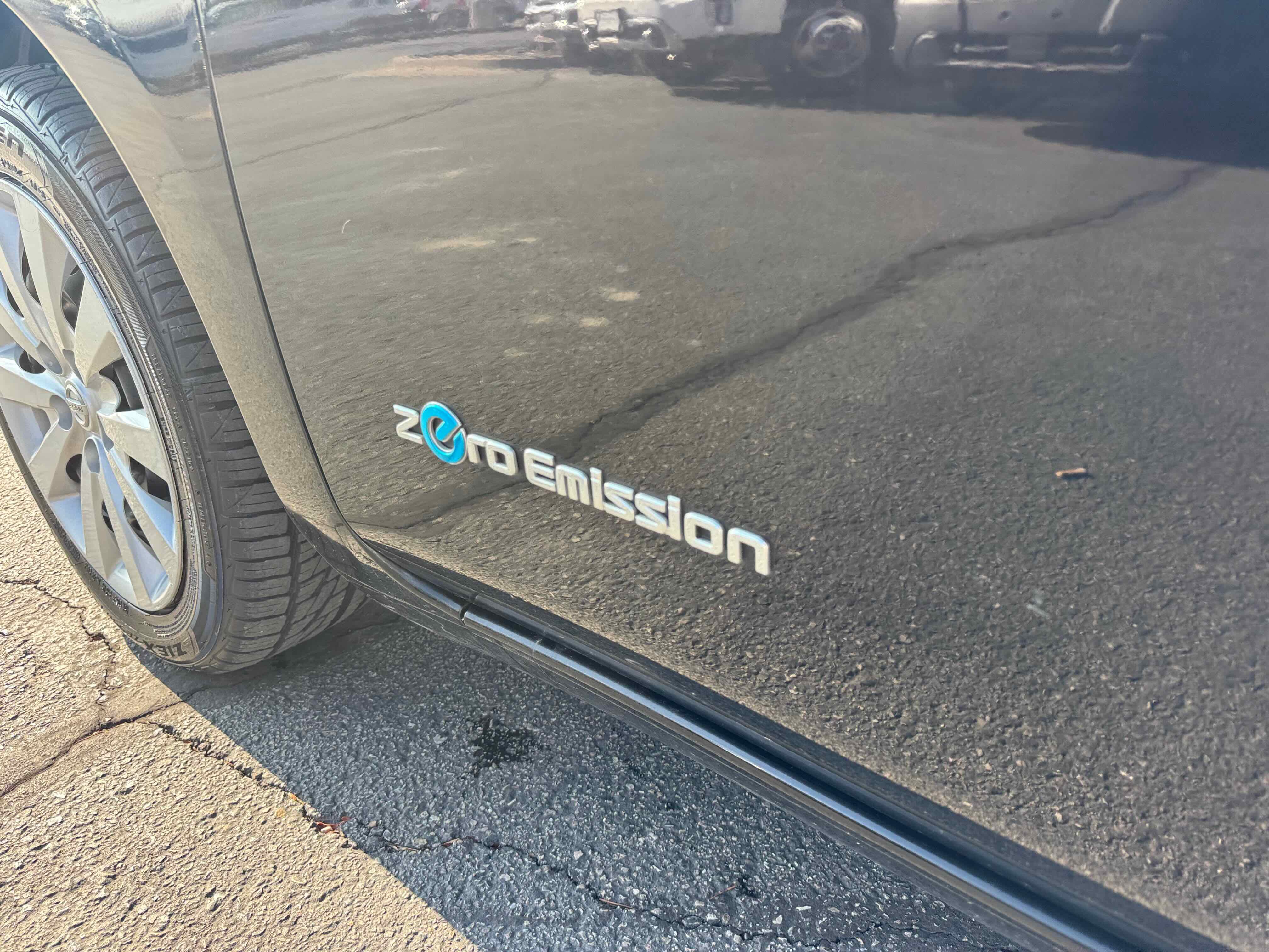 Used 2015 Nissan Leaf S w/ Charge Package image 15