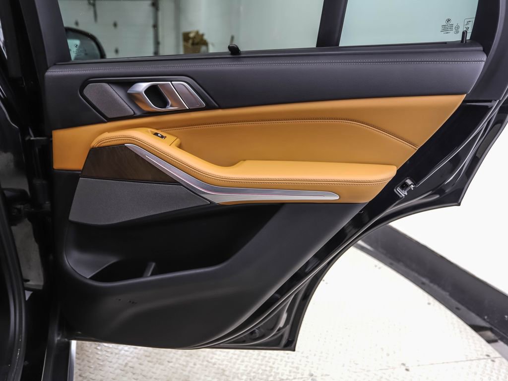 Certified 2023 BMW X5 xDrive40i w/ Executive Package image 25