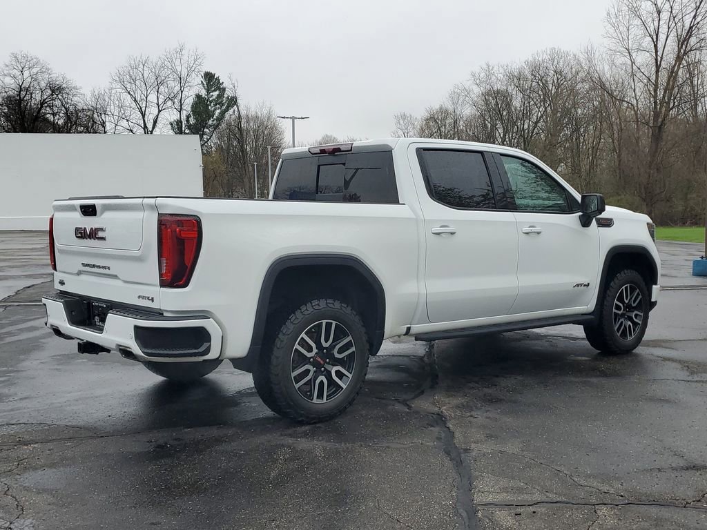 Used 2022 GMC Sierra 1500 AT4 w/ AT4 Premium Package image 3