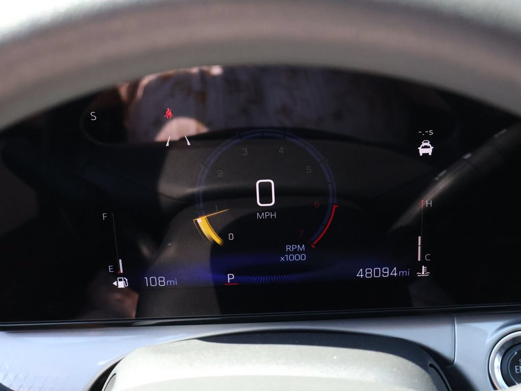 Used 2025 Chevrolet Trax LT FWD image 27