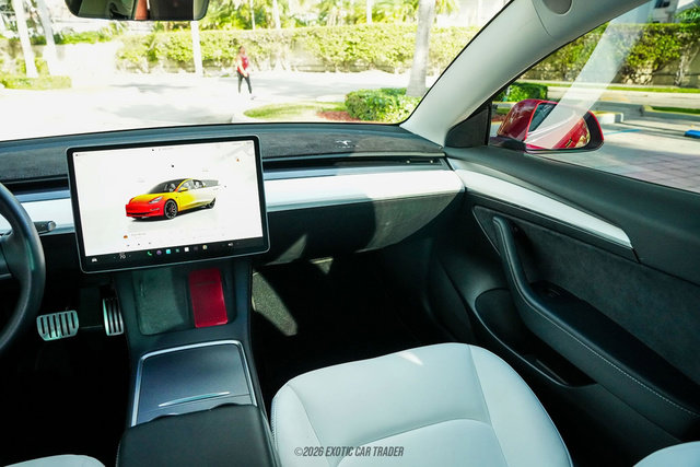 Used 2022 Tesla Model 3 Performance image 16