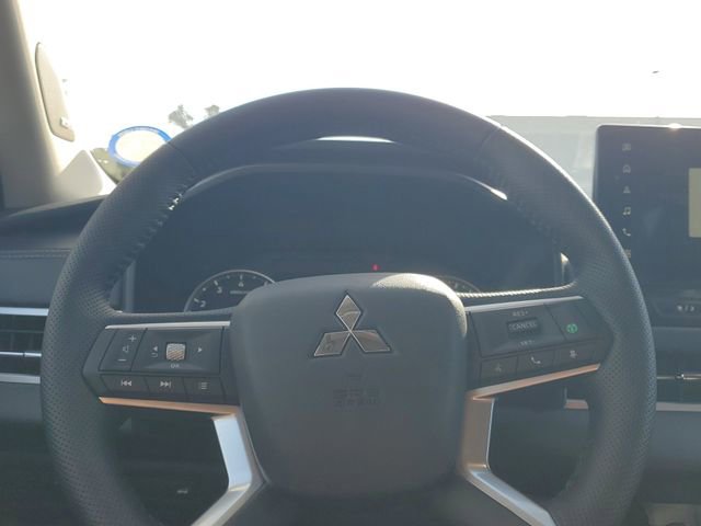 New 2025 Mitsubishi Outlander Trail Edition image 22