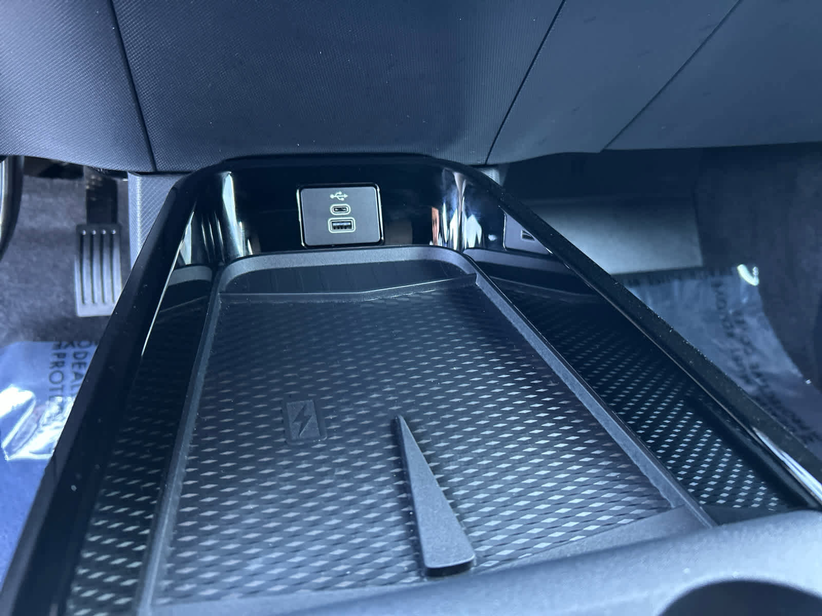 Used 2025 Ford Mustang Mach-E GT image 37