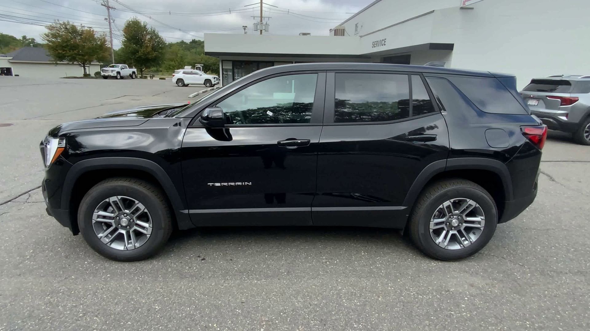 New 2027 GMC Terrain Elevation w/ LPO, Floor Liner Package AWD/4WD image 27