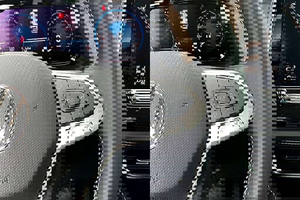 New 2026 Volkswagen Atlas SEL image 24