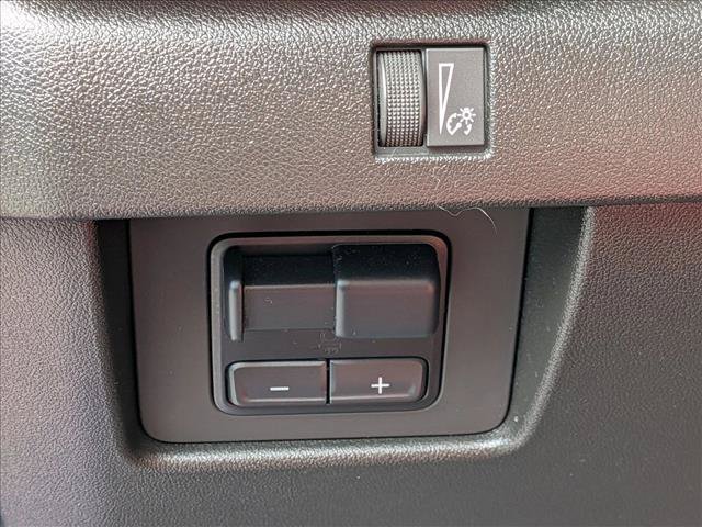 Used 2025 GMC Canyon Elevation AWD/4WD image 17