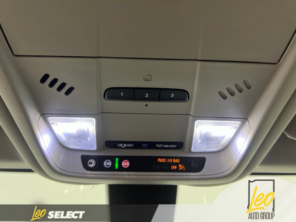 Used 2020 Chevrolet Equinox LT FWD image 31