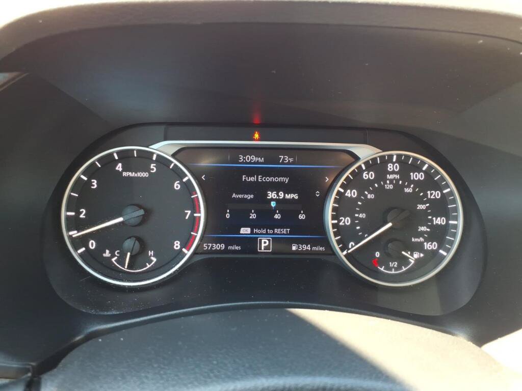 Used 2024 Nissan Sentra SV FWD image 20