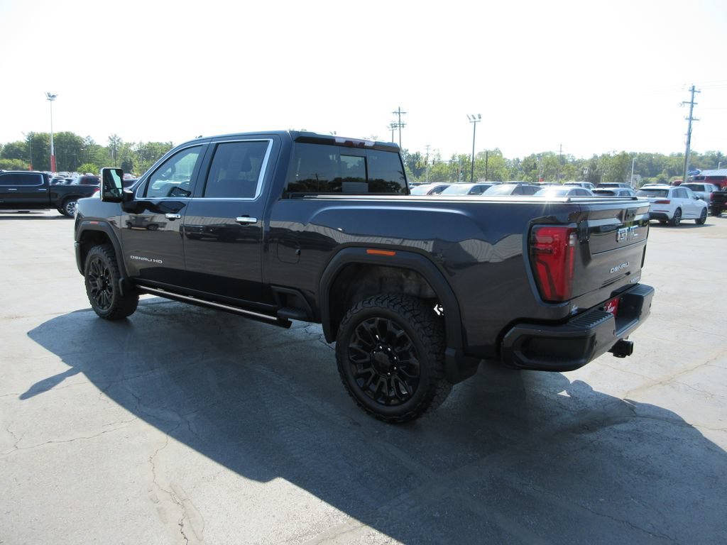 Certified 2024 GMC Sierra 2500 Denali Ultimate AWD/4WD image 11
