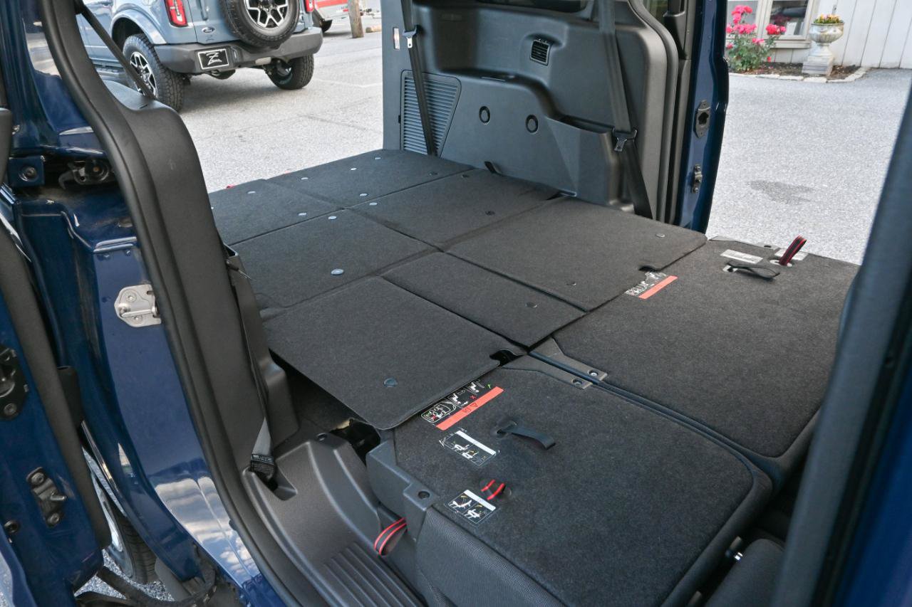 Used 2018 Ford Transit Connect XL FWD image 25