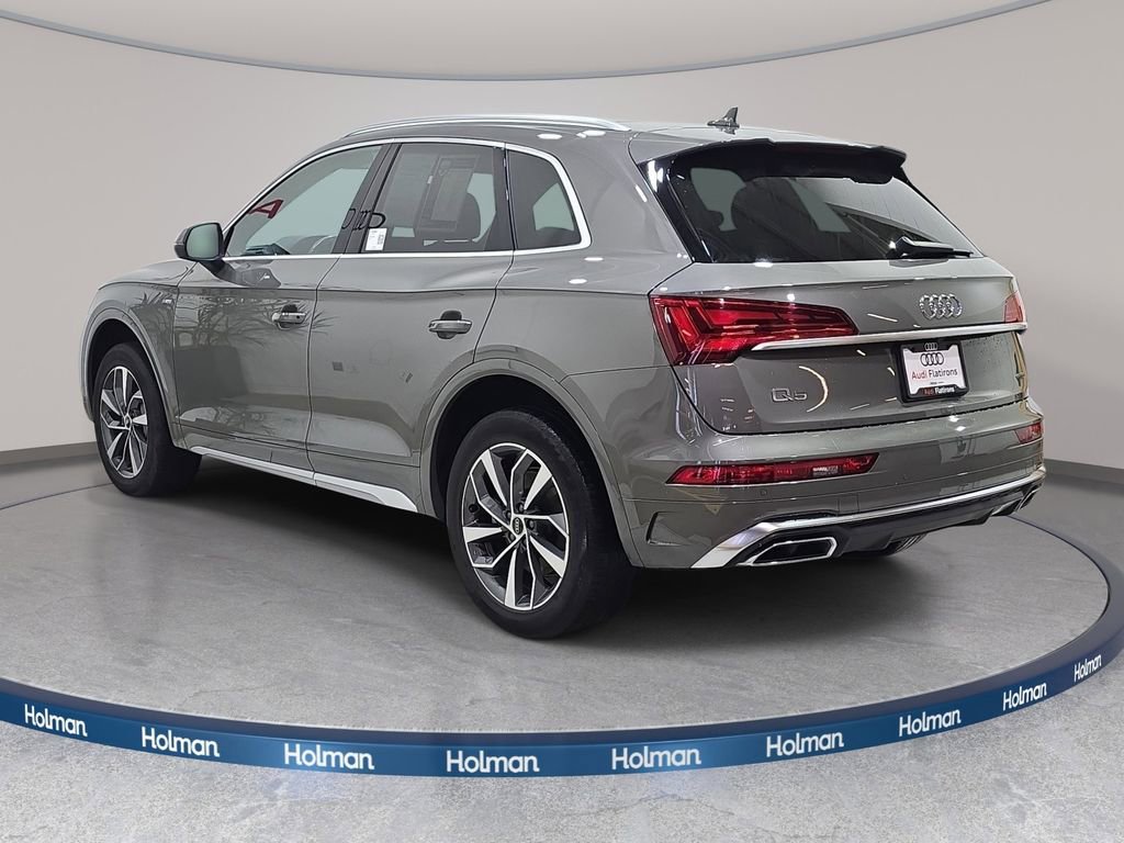 Used 2023 Audi Q5 2.0T Premium w/ Convenience Package image 7