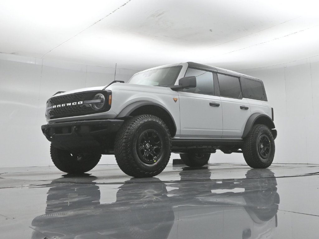 New 2026 Ford Bronco Badlands w/ Wildtrak Package AWD/4WD image 44