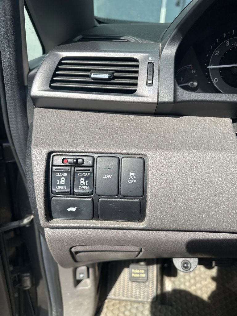 Used 2014 Honda Odyssey EX-L image 11